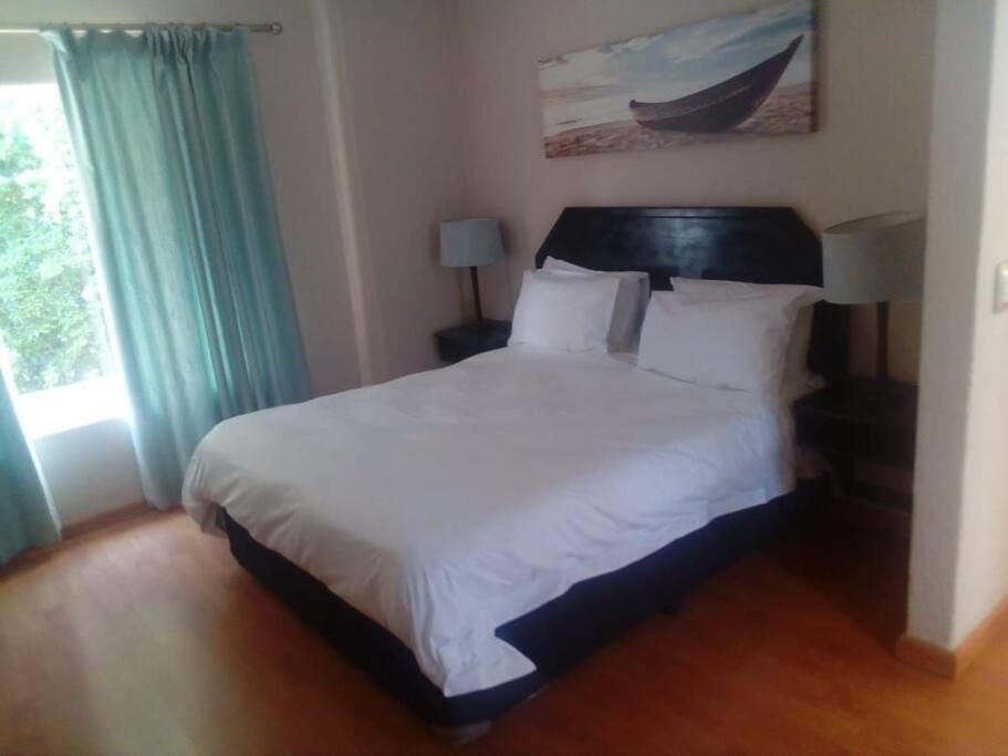 Daisy St -One Bedroom Apartment Johannesburg Kültér fotó